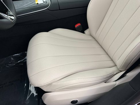 New 2026 Mercedes-Benz E 350 E 350 RWD Sedan image 20