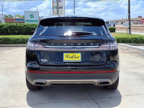 Used 2022 Lincoln Nautilus Reserve w/ Luxury Package FWD image 5