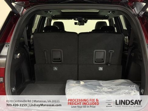 New 2025 Jeep Grand Cherokee L Limited w/ Luxury Tech Group II AWD/4WD image 8