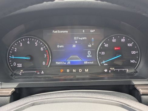 Used 2020 Ford Explorer Limited image 32