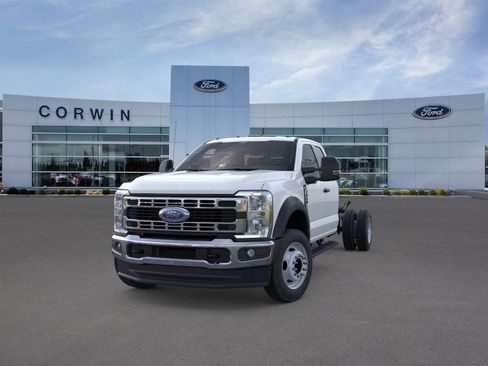 New 2025 Ford F450 XL w/ XL Chrome Package AWD/4WD image 3