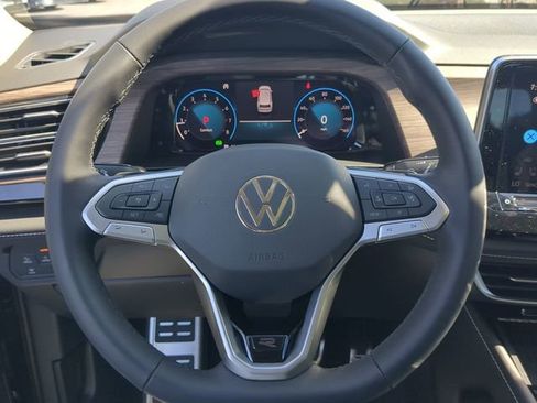 New 2026 Volkswagen Atlas SEL Premium R-Line AWD/4WD image 32
