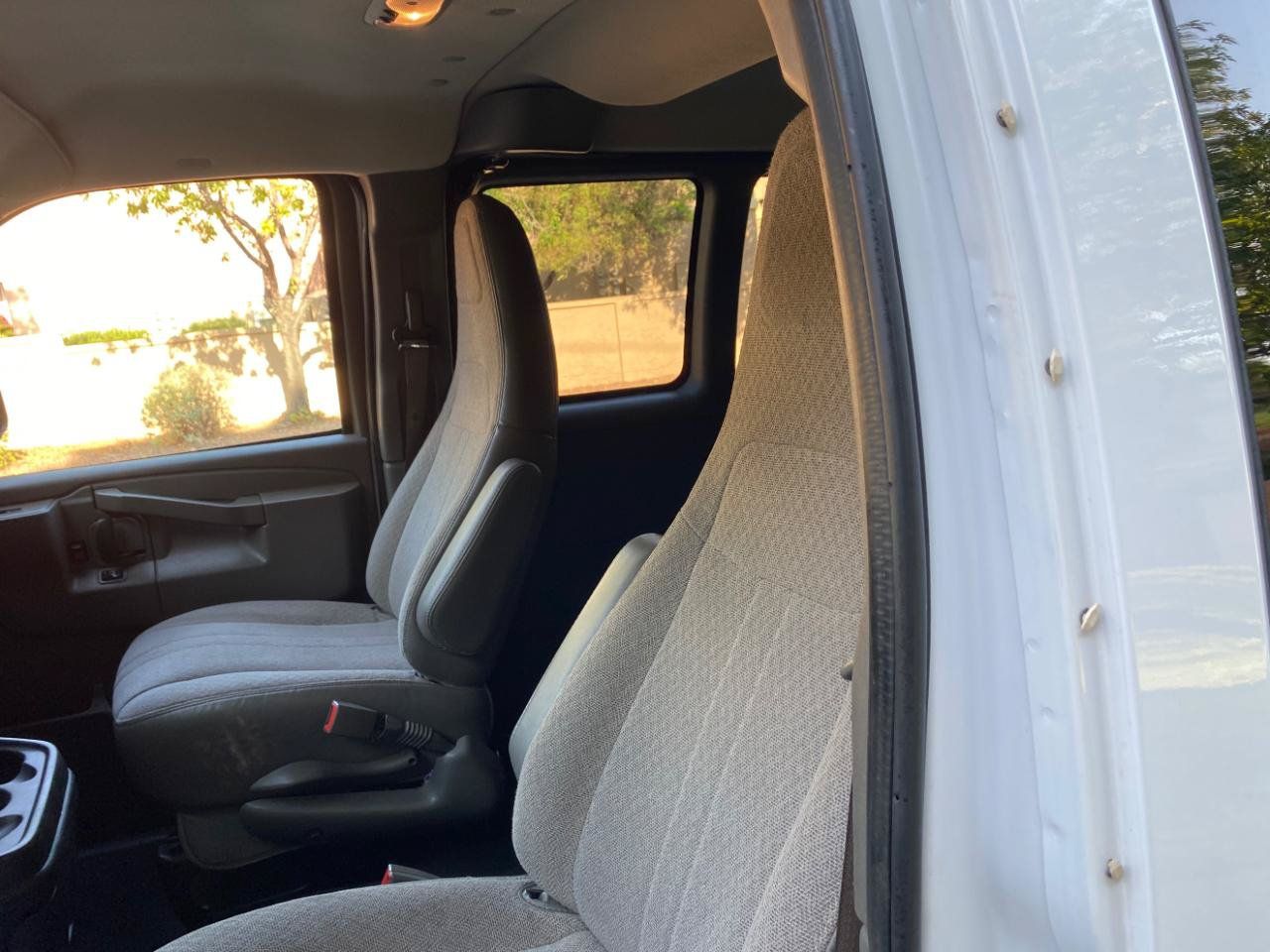 Used 2019 Chevrolet Express 3500 LT w/ LT Preferred Equipment Group RWD image 21