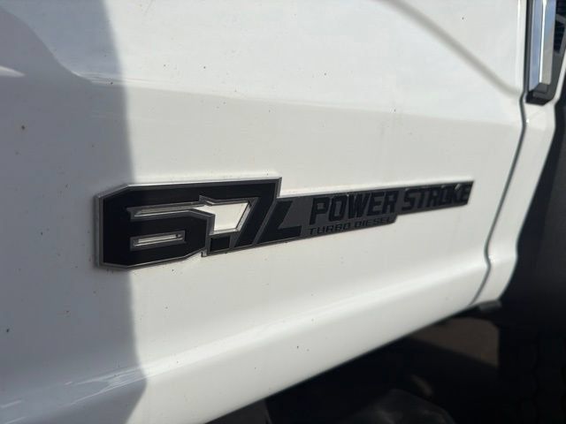 Used 2024 Ford F550 4x4 Crew Cab Super Duty image 8