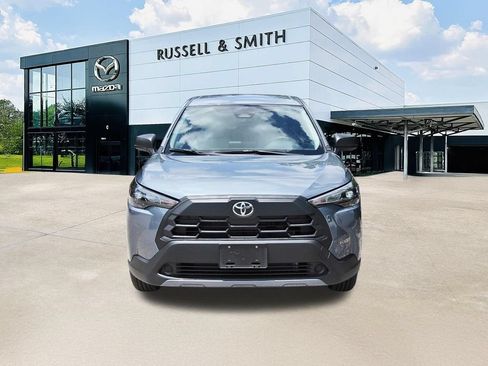 Used 2026 Toyota Corolla Cross L FWD image 2