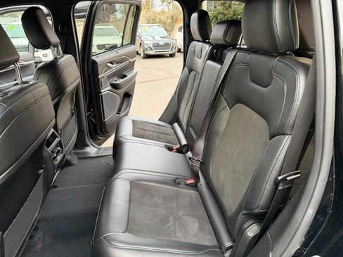 Used 2022 Jeep Grand Cherokee Trailhawk w/ Advanced Protech Group II image 14