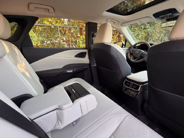 New 2026 Lexus RX 350 Premium Plus w/ Convenience Package AWD/4WD image 36