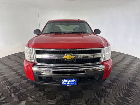Used 2010 Chevrolet Silverado 1500 LT w/ Interior Plus Package AWD/4WD image 2