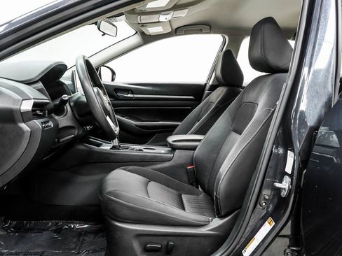 Used 2022 Nissan Altima 2.5 SV image 34