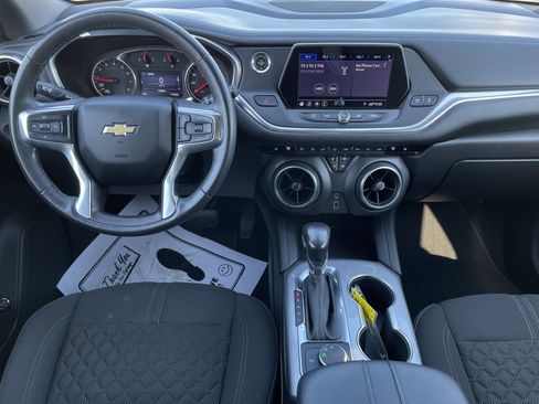 Used 2019 Chevrolet Blazer LT image 18