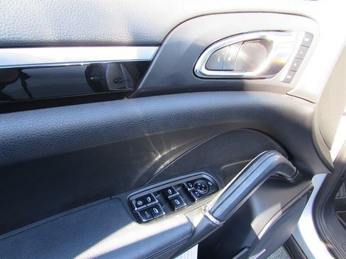 Used 2012 Porsche Cayenne AWD/4WD image 11