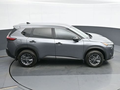 Used 2023 Nissan Rogue S image 22