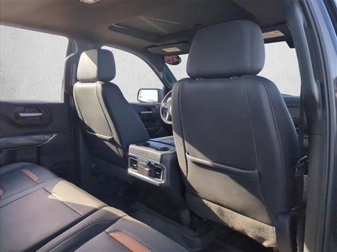 Used 2020 GMC Sierra 1500 AT4 w/ AT4 Premium Package image 17