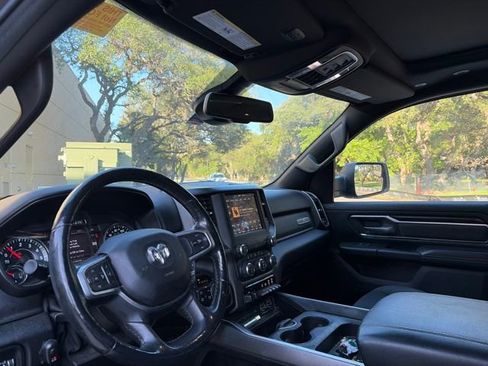 Used 2019 RAM 1500 Big Horn AWD/4WD image 9
