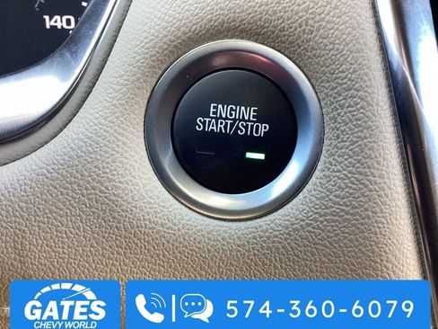 Used 2023 Chevrolet Traverse LS image 20