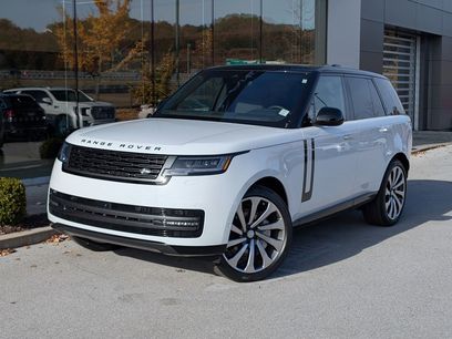 New 2025 Land Rover Range Rover SE