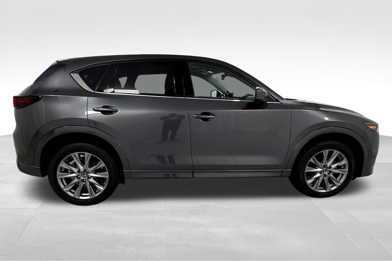 Used 2025 MAZDA CX-5 AWD 2.5 S w/ Premium Plus Pkg image 8