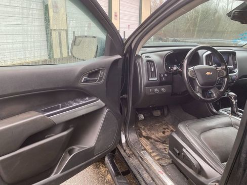 Used 2022 Chevrolet Colorado ZR2 image 10