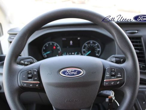 New 2025 Ford Transit 250 148 Medium Roof image 12