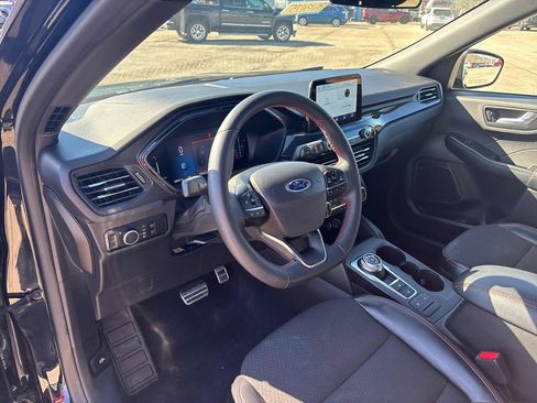 Used 2024 Ford Escape ST-Line image 13