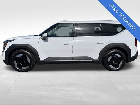 New 2026 Kia EV9 Wind AWD/4WD image 4