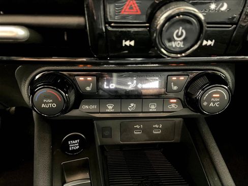 Certified 2026 Nissan Kicks SV w/ Charging Package FWD image 34