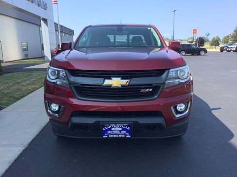 Used 2017 Chevrolet Colorado Z71 AWD/4WD image 3