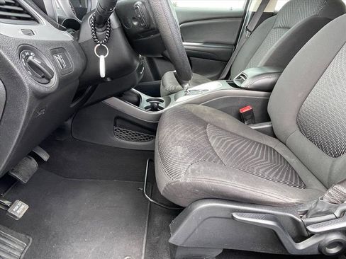 Used 2018 Dodge Journey SE w/ Blacktop Package FWD image 21