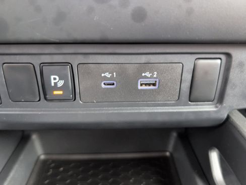 Used 2025 Nissan Frontier S image 22