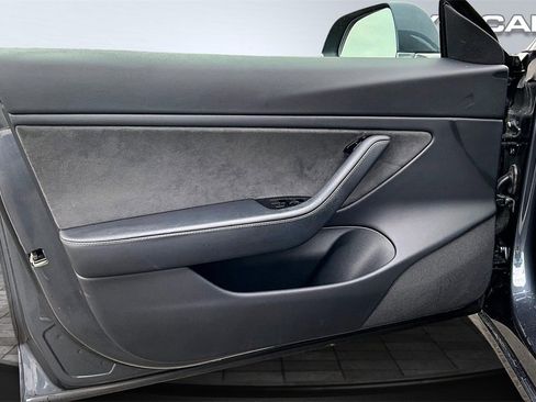 Used 2020 Tesla Model 3 Long Range image 22