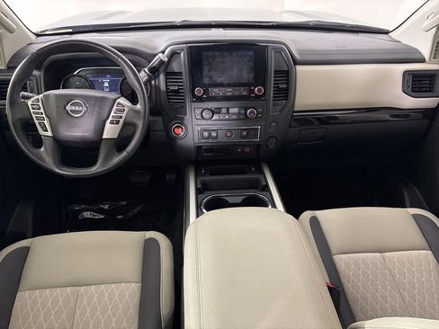 Certified 2024 Nissan Titan SV w/ SV Convenience Package image 38