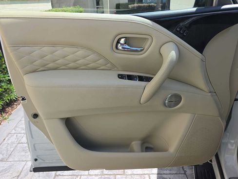 Certified 2024 INFINITI QX80 Sensory w/ All-Season Package AWD/4WD image 14