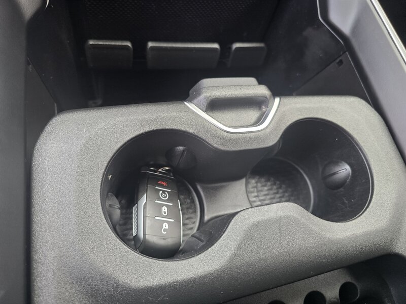 Used 2026 RAM 1500 Laramie AWD/4WD image 19