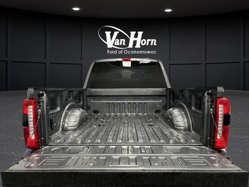 Used 2023 Ford F250 XLT w/ XLT Premium Package AWD/4WD image 33