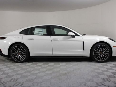 New 2026 Porsche Panamera image 8