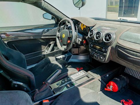 Used 2008 Ferrari F430 Scuderia RWD image 13