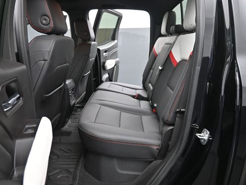 Used 2024 GMC Canyon AT4X image 13