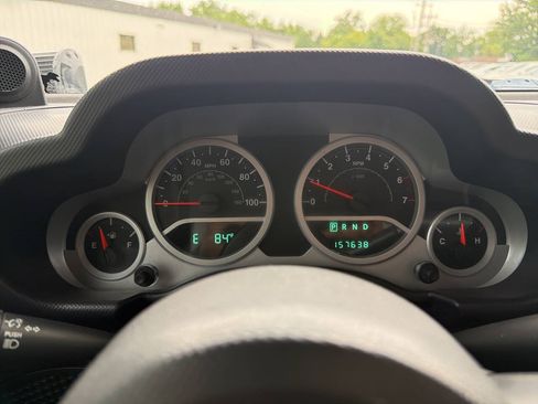 Used 2009 Jeep Wrangler Rubicon w/ Dual Top Group AWD/4WD image 10