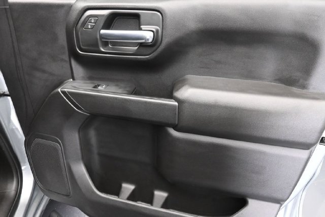 Used 2026 Chevrolet Silverado 1500 Custom w/ Turbomax Blackout Package AWD/4WD image 34