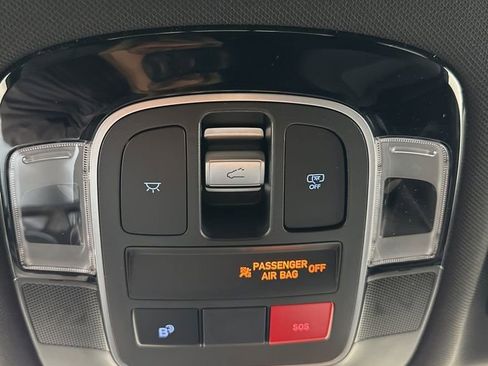 Certified 2025 Hyundai Santa Cruz SEL image 24