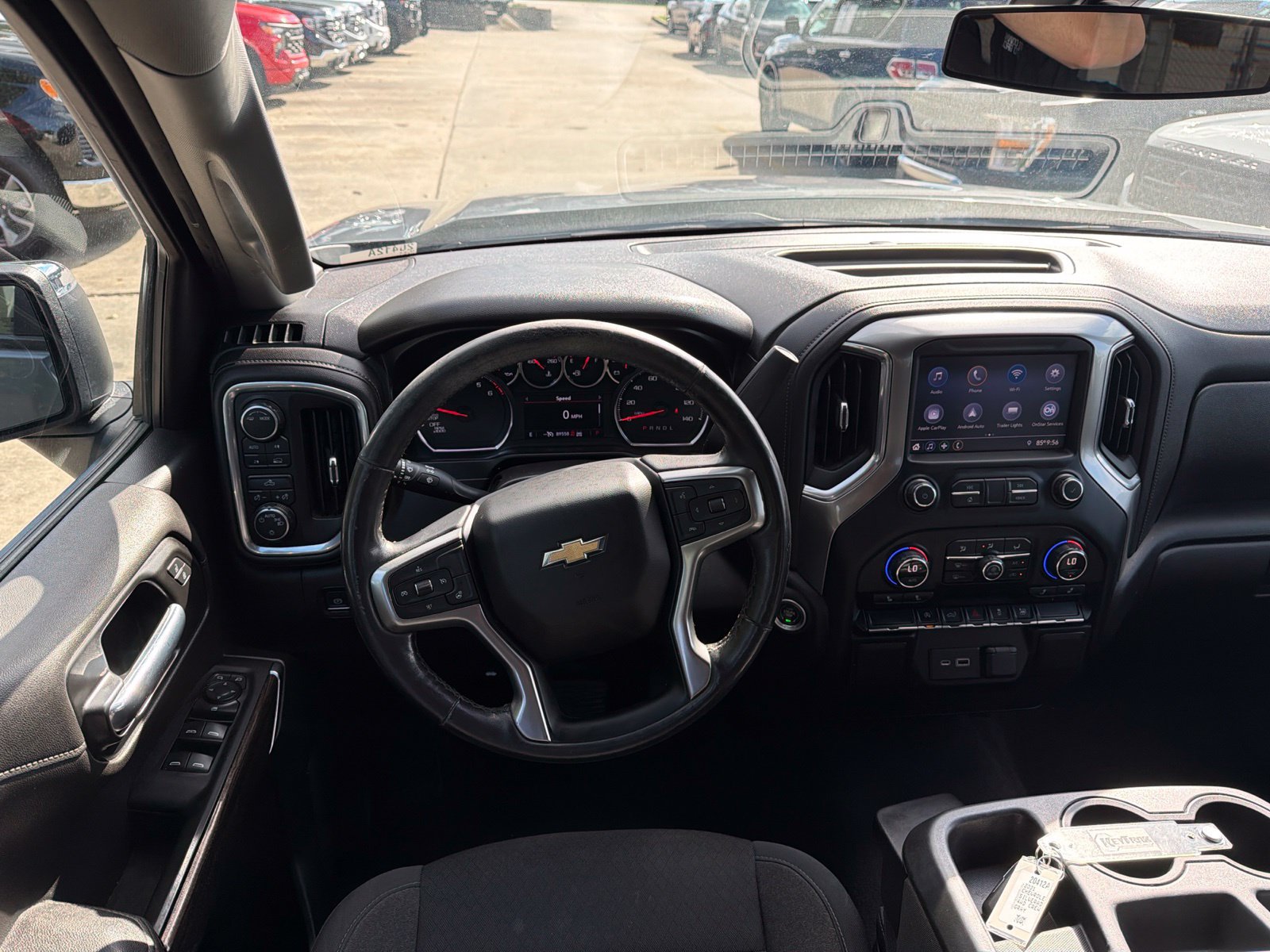 Used 2021 Chevrolet Silverado 1500 LT AWD/4WD image 11