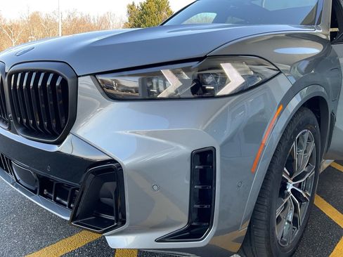 New 2026 BMW X5 xDrive50e w/ Executive Package image 26