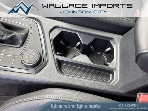 Used 2020 Volkswagen Tiguan SE w/ Panoramic Sunroof Package AWD/4WD image 19
