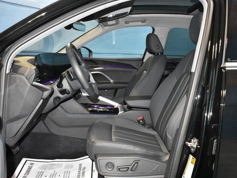 Certified 2025 Audi Q5 Premium w/ Convenience Package AWD/4WD image 7