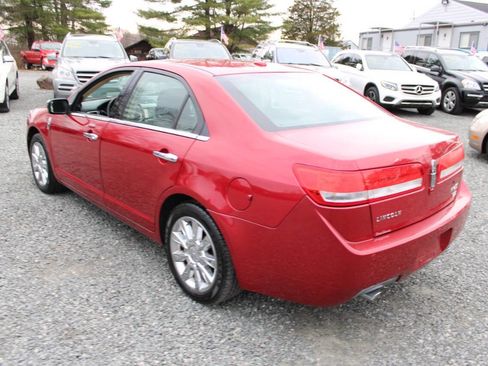 Used 2011 Lincoln MKZ Base AWD 4dr Sedan w/ 102A Rapid Spec Order Code image 9