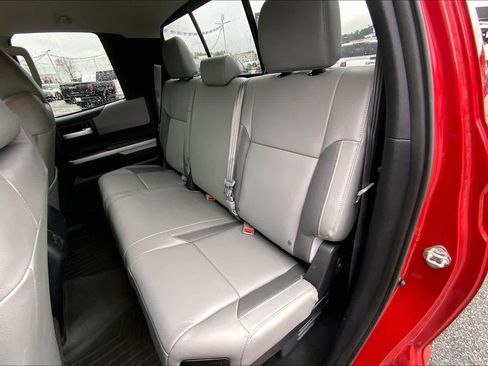 Used 2019 Toyota Tundra Limited w/ Limited Premium Package image 19