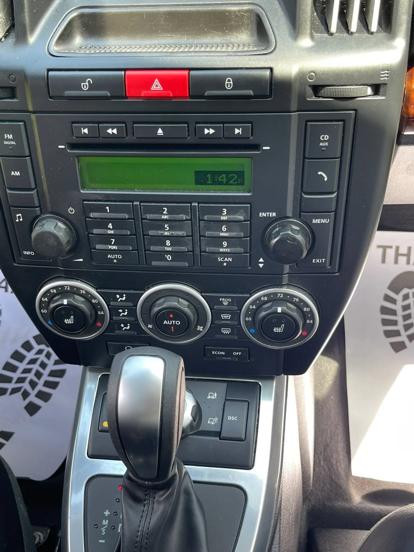 Used 2008 Land Rover LR2 SE AWD/4WD image 16
