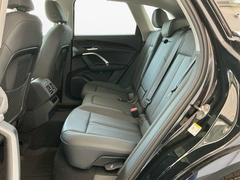 New 2026 Audi Q5 Premium image 13