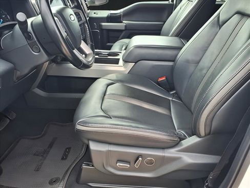 Used 2022 Ford F250 Platinum image 17