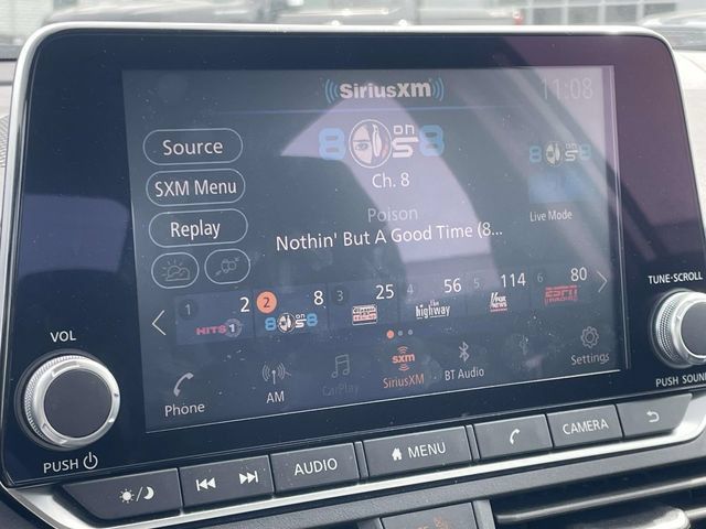 Used 2025 Nissan Altima 2.5 SV FWD image 17